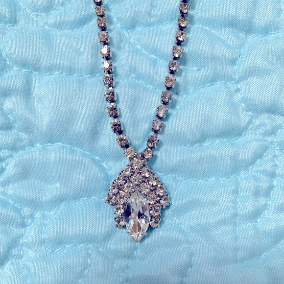 Like New Set Silver Rhinestone Necklace by Avon and Bracelet by Sarah Coventry - Picture 8 of 11